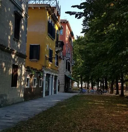 住宿加早餐酒店 Bb 3*